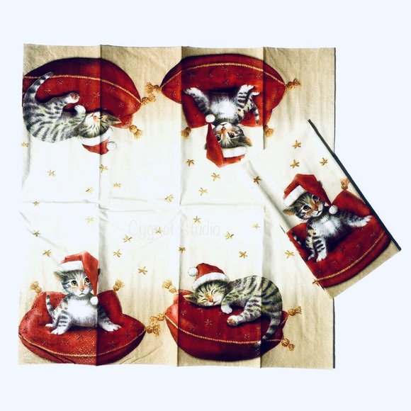 Santa Hat Sleepy Kitten Purse Facial Tissue, 10 ct - Picture 2 of 2